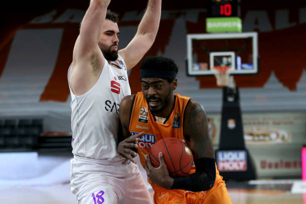 也让围观者 也让围观者