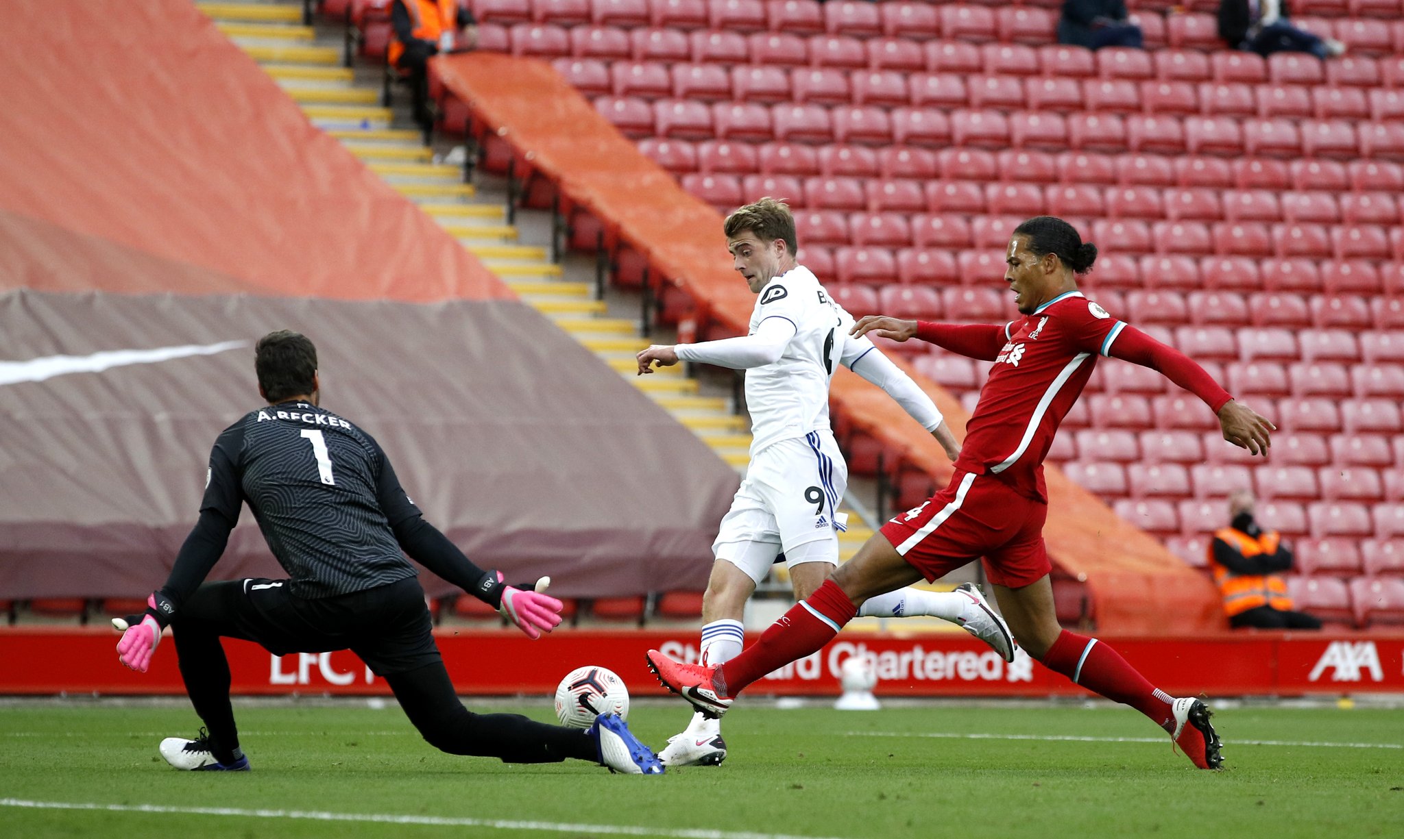 也体现了西 也体现了西